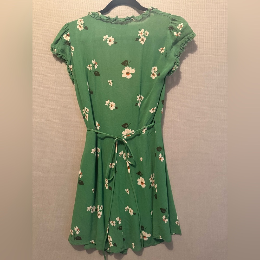 REFORMATION Lola Dress Floral Ruffle Mini V-Neck Wrap Short Sleeve Green M - Picture 7 of 8